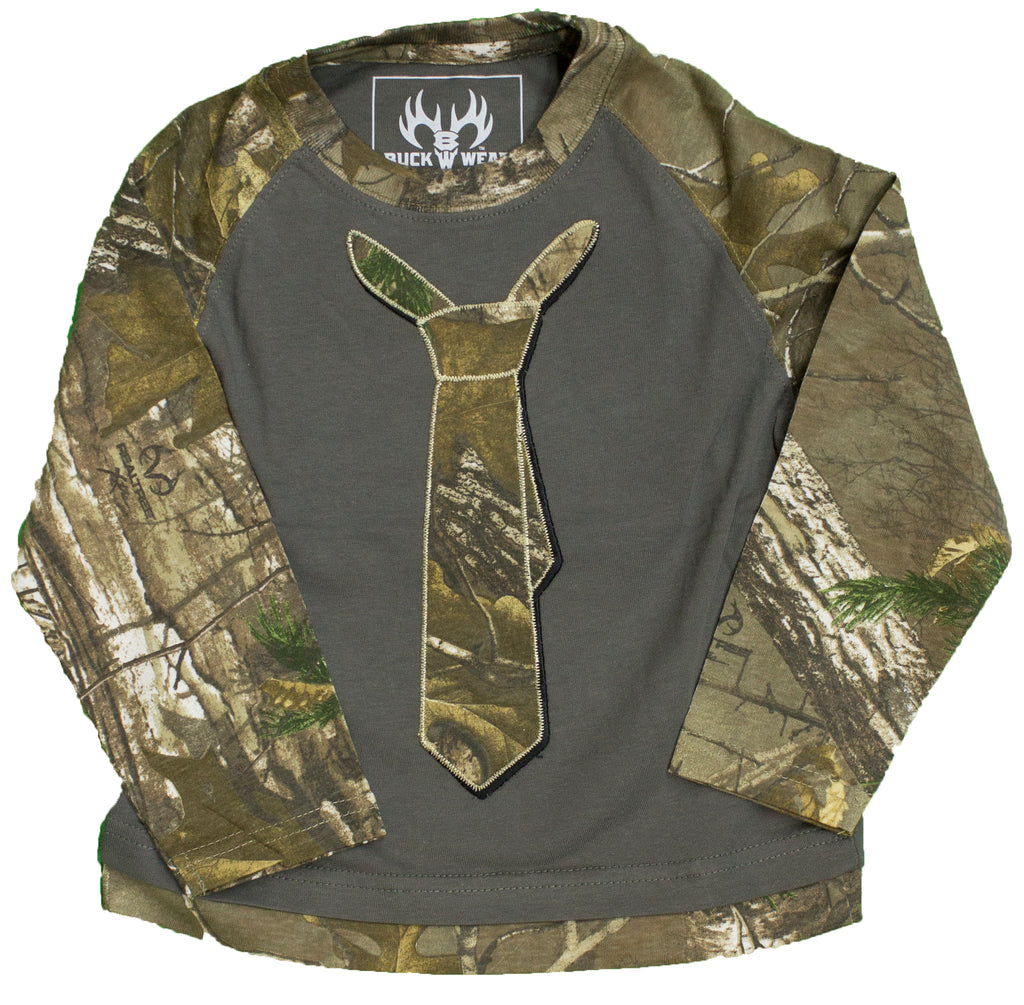 Embroidered long sleeve cotton camo t-shirt